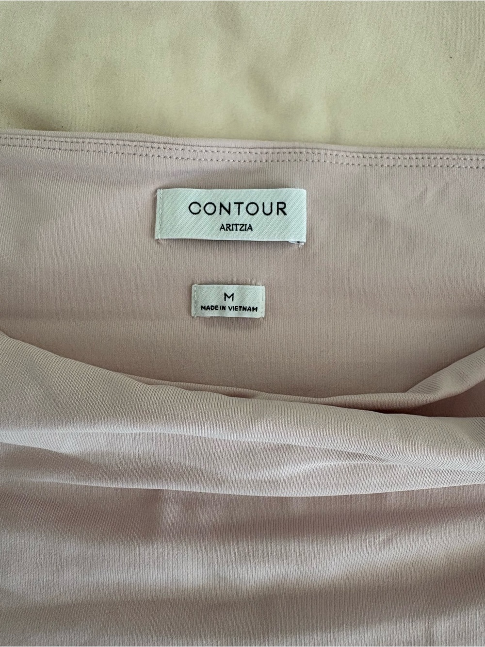 Aritzia Contour Off-Shoulder Women's Top in Light Pink - Picture 2 of 5